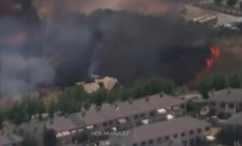 Un incendio de pasto arrasa 15 hectáreas en Aranjuez