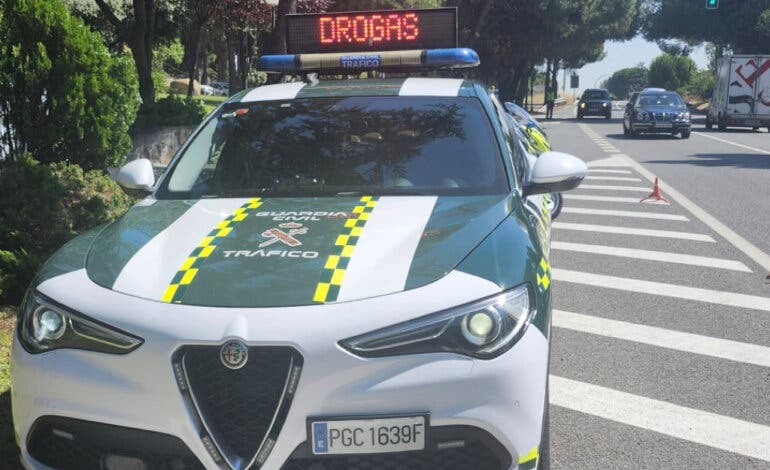 La DGT realizará más de 30.000 pruebas diarias de alcohol y drogas a conductores desde este lunes