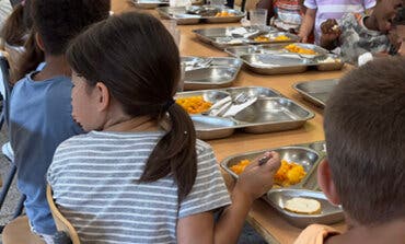 El Comedor Escolar de Verano de Torrejón atiende a 200 menores de familias vulnerables