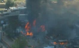 Incendio de chatarra y pasto junto a la M-203 en San Fernando de Henares