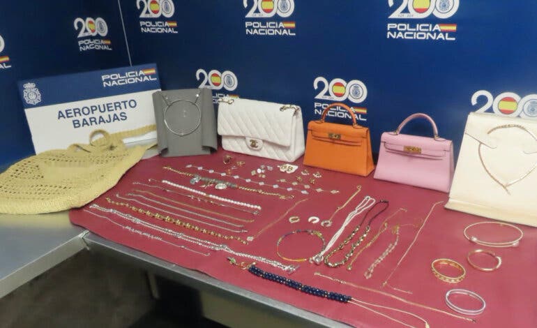 Detenido en Madrid un taxista por robar una maleta con 142.000 euros en joyas a unos turistas