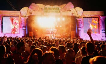 FACUA denuncia al festival Brava Madrid en Torrejón por prohibir entrar con comida y bebida del exterior