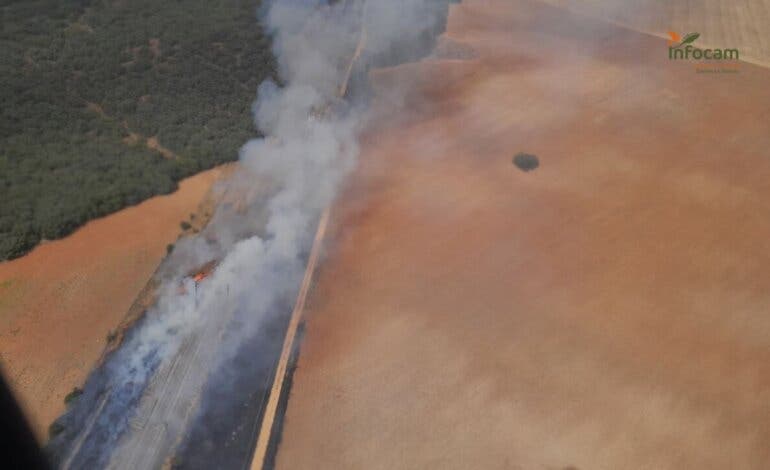 Suspendida durante casi dos horas la alta velocidad Madrid-Barcelona por un incendio en Yebes (Guadalajara)