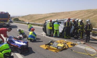 Herido grave un joven de 19 años tras chocar su furgoneta contra un camión en Daganzo