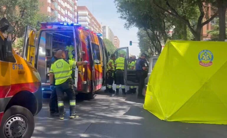 Muere atropellada en Madrid cuando cogía algo del maletero de su coche