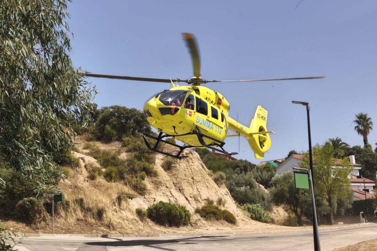 Grave un hombre de 81 años tras ser atropellado por su hijo en Batres: el vehículo daba marcha atrás en una rampa