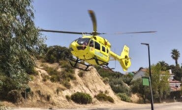Grave un hombre de 81 años tras ser atropellado por su hijo en Batres: el vehículo daba marcha atrás en una rampa