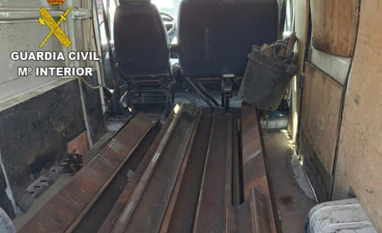 Cae en Guadalajara un clan familiar que robaba raíles y piezas de catenaria