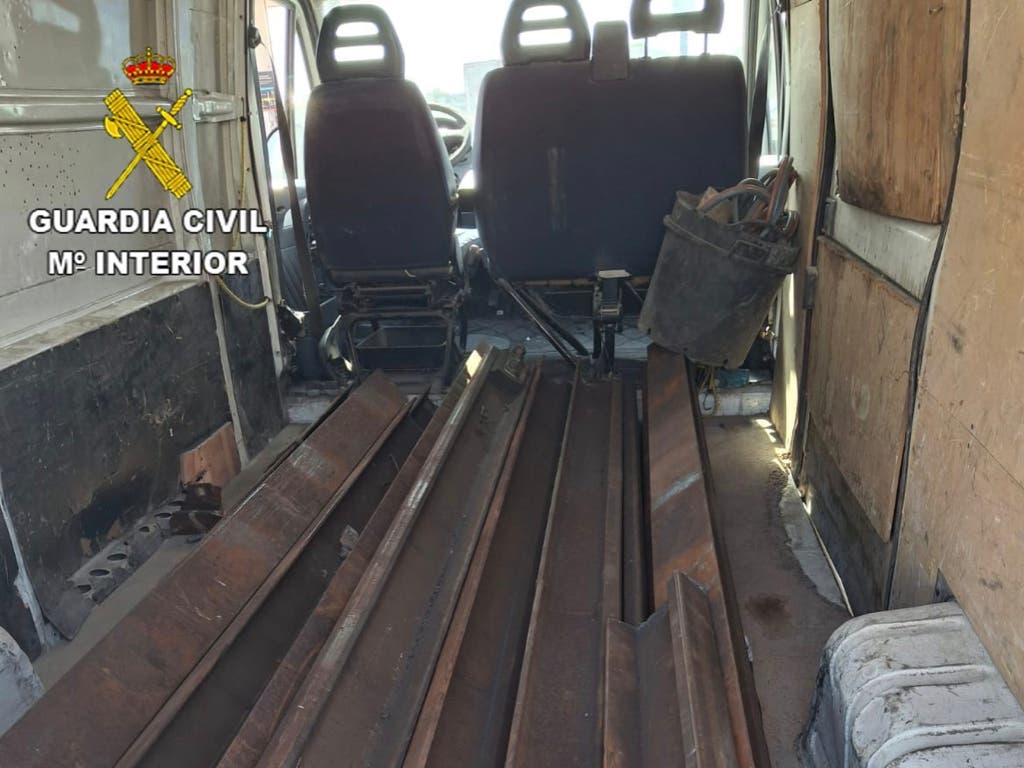 Cae en Guadalajara un clan familiar que robaba raíles y piezas de catenaria