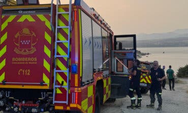 Rescatadas 19 personas tras volcar varios kayaks en el embalse de El Atazar