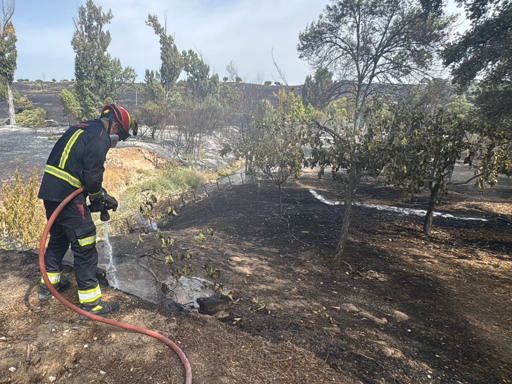 El fallecido en el incendio de Tres Cantos intentó salvar a los caballos de la hípica en la que trabajaba