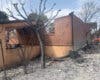 Los vecinos desalojados por el incendio de Tres Cantos comienzan a regresar a sus casas