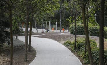 El parque de Entrevías que estrena nueva vida con 67 nuevos árboles y más zonas de ocio