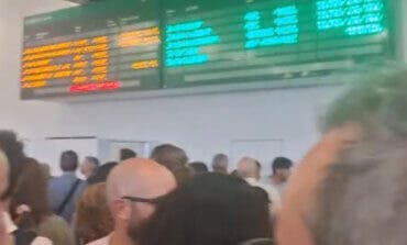 Nuevo caos en Renfe con retrasos y viajeros atrapados en Atocha y Chamartín