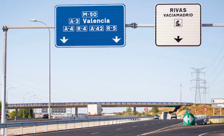 El nuevo ramal de la M-50 en Rivas contará con 34 farolas solares