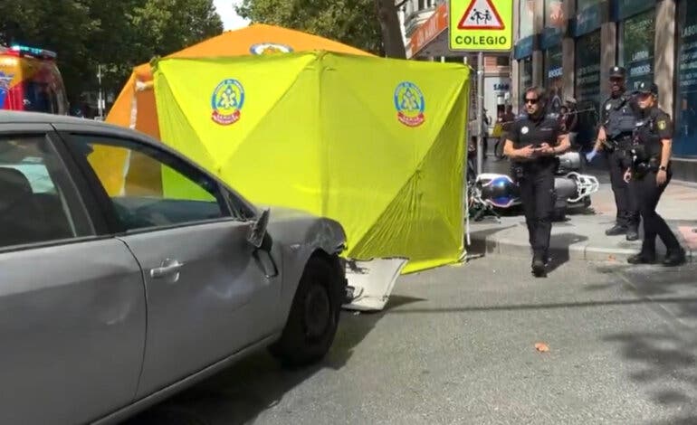 Grave un motorista tras colisionar con un coche en Bravo Murillo