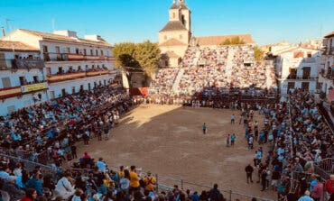 Herido grave un hombre de 38 años tras ser corneado en una capea en las Fiestas de Arganda