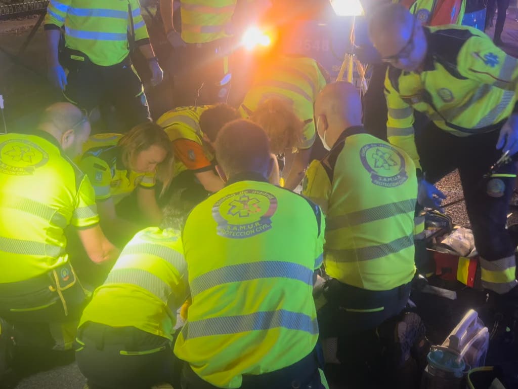 Herido grave un hombre atropellado por un autobús urbano en el Paseo de la Castellana