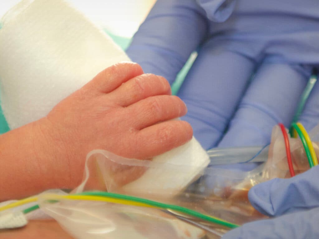 Madrid estrena el cribado neonatal genético que detecta más de 300 enfermedades raras