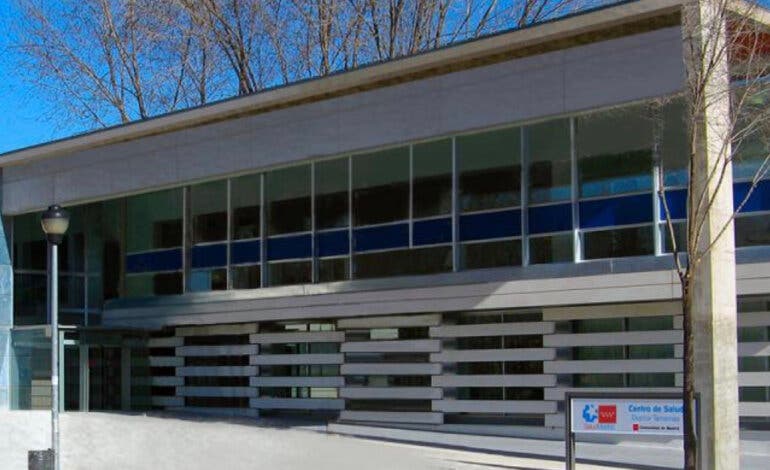 Los madrileños podrán pedir cita en su centro de salud por WhatsApp en 2026