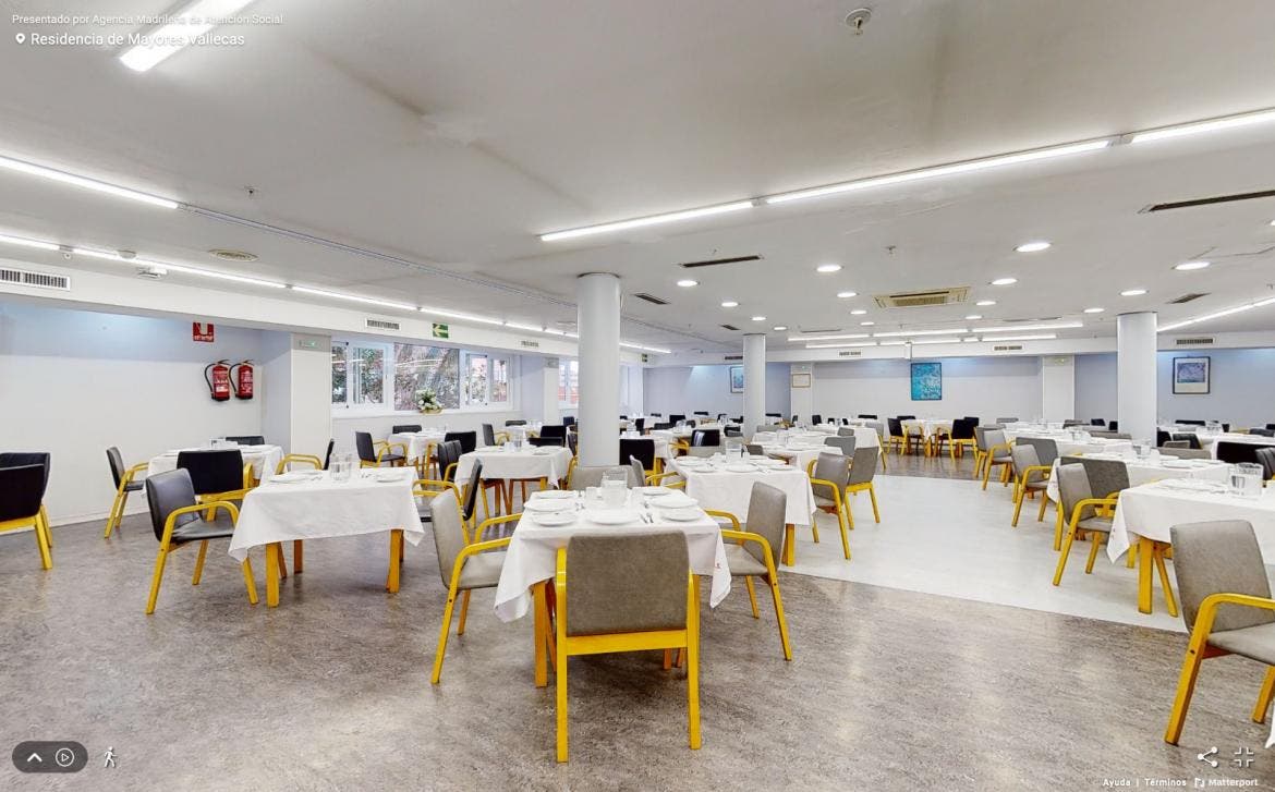 Ayuso anuncia nuevas residencias para mayores en Rivas y Torrejón