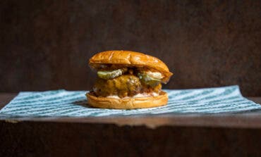 Frankie Burgers lleva la mejor hamburguesa de Alcalá de Henares al Mercado Cervantino 2025