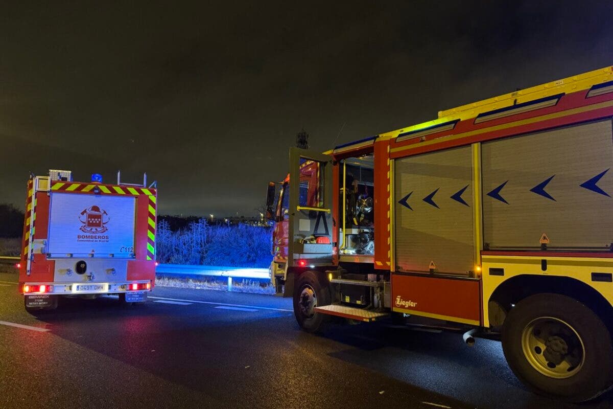 Herida grave una conductora de 24 años tras sufrir un accidente en la M-50 en Fuenlabrada