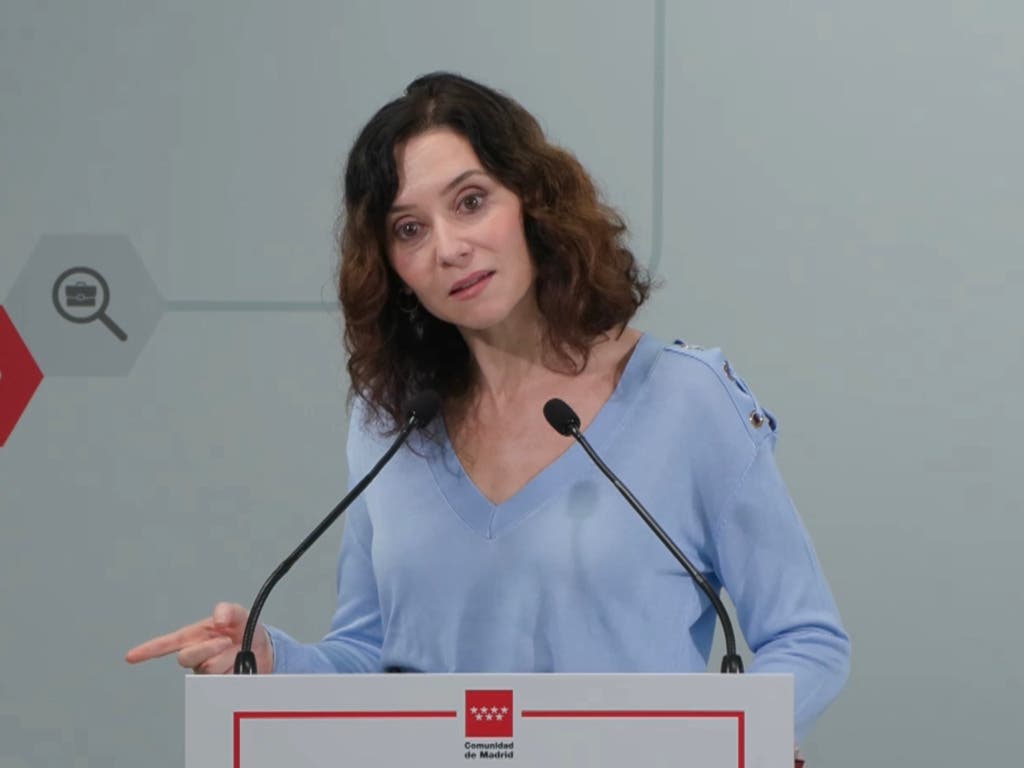 Ayuso acusa al Gobierno de querer «acabar con los autónomos» subiéndoles los impuestos