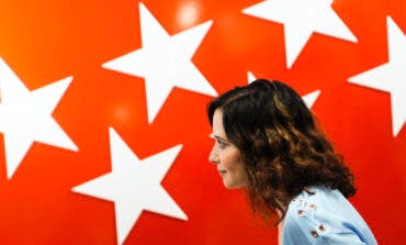 Ayuso acusa a Sánchez de dar «lecciones de machito» sobre el aborto y confiesa que perdió dos bebés