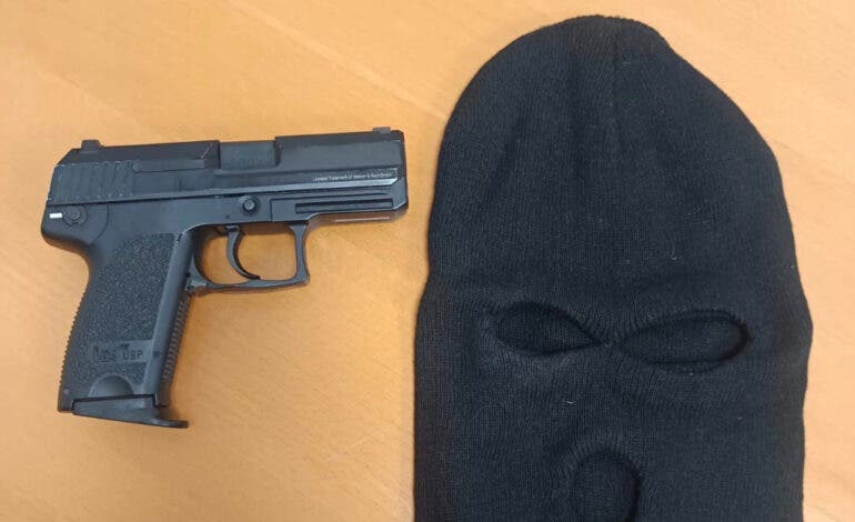 Detenido en Azuqueca tras ser sorprendido en pleno atraco de una casa de apuestas