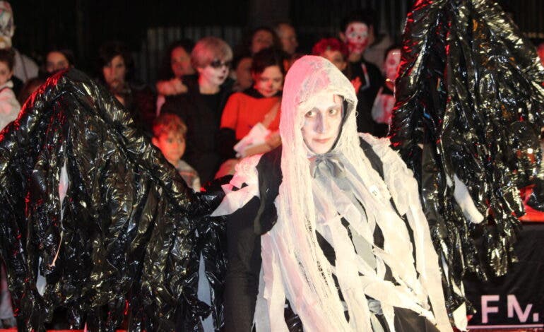 Brujas, sustos y un gran pasaje del terror: Alcalá celebra Halloween en el Parque O’Donnell hasta la madrugada