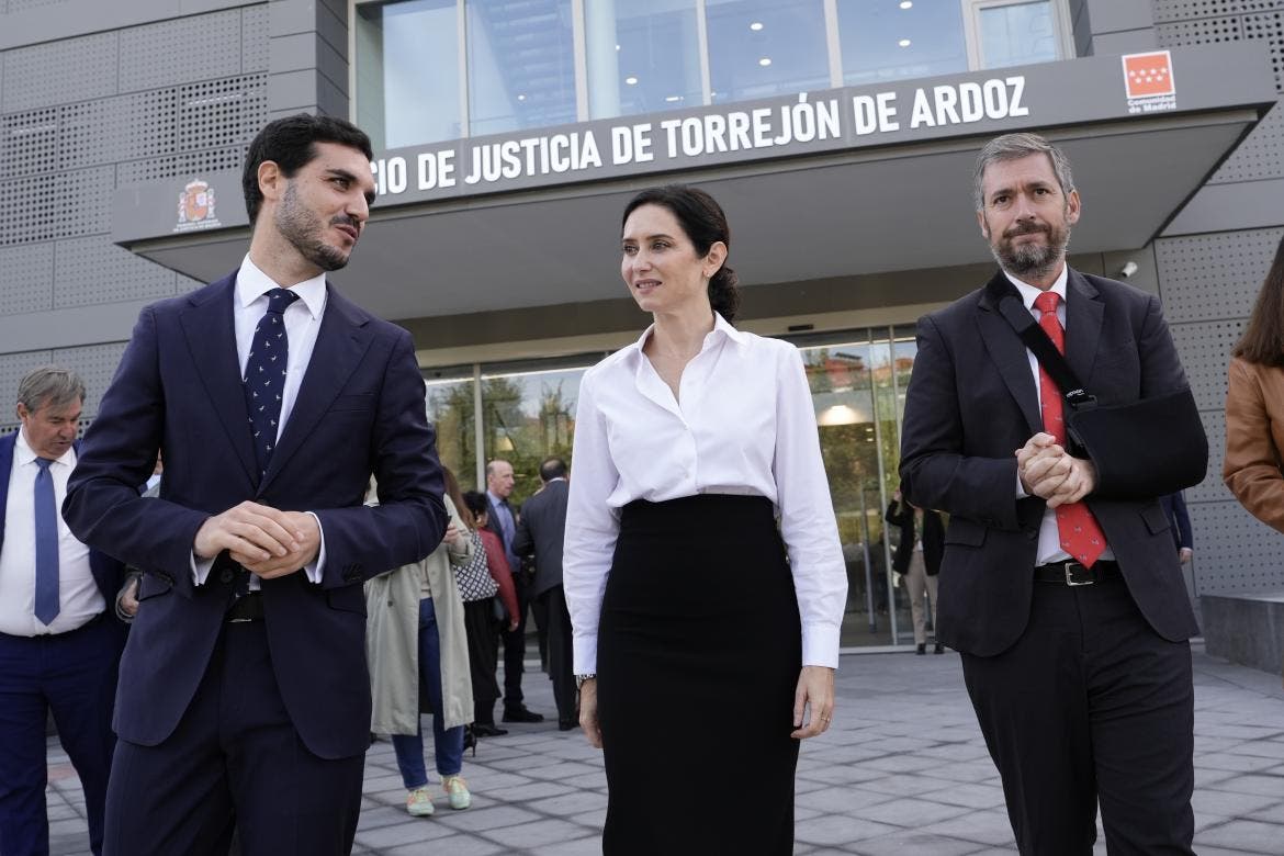 Ayuso inaugura el nuevo Palacio de Justicia de Torrejón de Ardoz, que unifica las sedes judiciales y da servicio a 11 municipios
