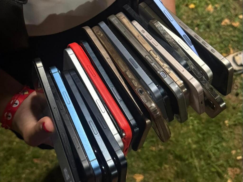 Dos detenidos por robar 21 iPhone en un festival de música en Madrid