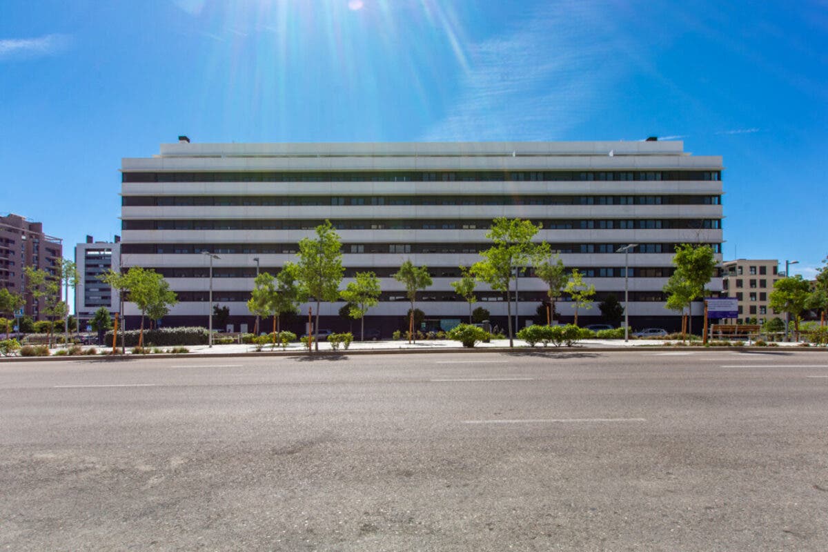 Madrid entrega 116 nuevas viviendas de alquiler en El Cañaveral con rentas medias de 540 euros