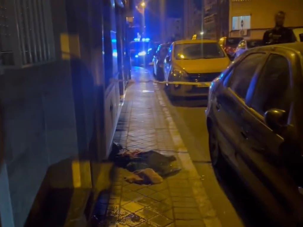 Herida grave una mujer tras ser apuñalada en el cuello en Usera: un hombre ha sido detenido