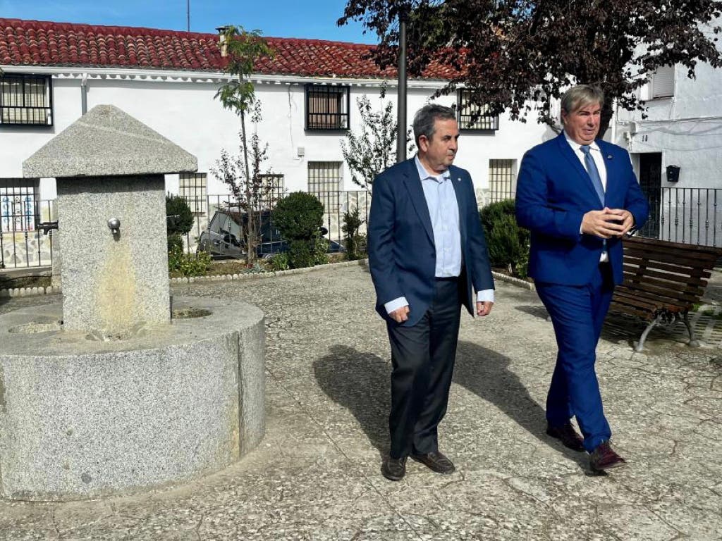 La Comunidad de Madrid remodela el centro histórico y las instalaciones deportivas de Pezuela de las Torres con una inversión de 283.000 euros