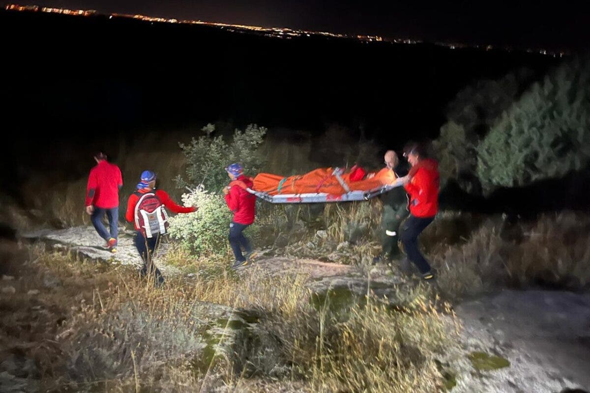 Rescatado un hombre tras caer en una zona de difícil acceso en Zarzalejo