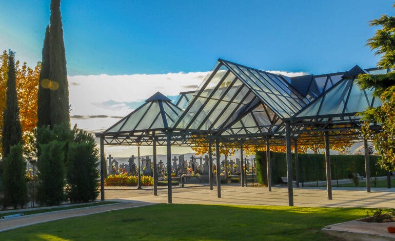 Torrejón activa su dispositivo por Todos los Santos: cementerio abierto todo el día, autobuses cada 15 minutos y aparcamiento gratis