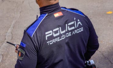 Torrejón ya multa con 200 euros a los usuarios de patinetes que circulan sin casco o por la acera