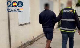 Cinco detenidos en Torrejón por un violento asalto en el parking de un centro comercial