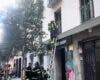Diez intoxicados por humo en un incendio en Chueca y dos trasladados al hospital