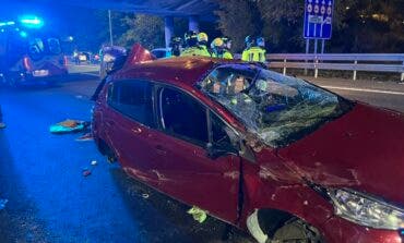 Dos heridos, uno grave, en un aparatoso accidente en la A-42