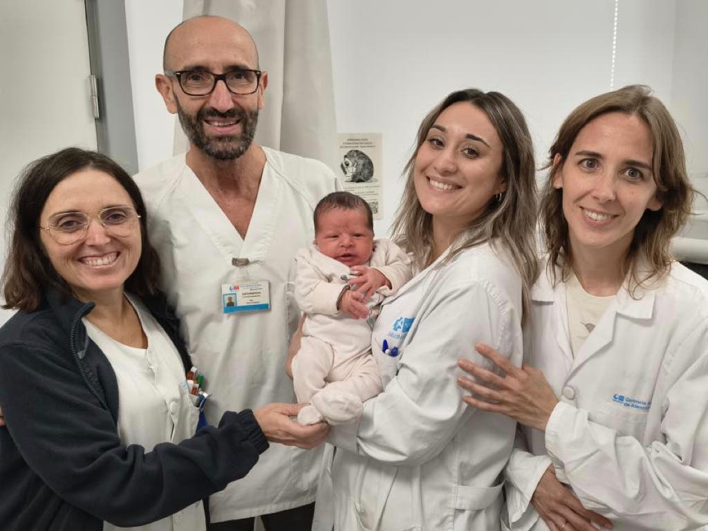 Un bebé nace de forma inesperada en un centro de salud de Villaverde en plena consulta de la matrona