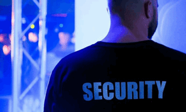 Cae una banda que robaba móviles en la discoteca Fabrik