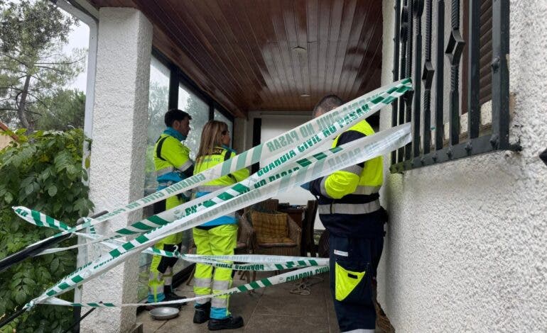 Hallan muertos a un hombre y una mujer con signos de violencia en un chalet de Alpedrete