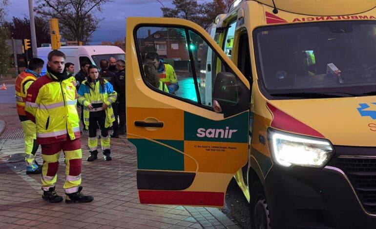 Heridos dos jóvenes de 15 años en una colisión entre el patinete que compartían y un coche en Parla