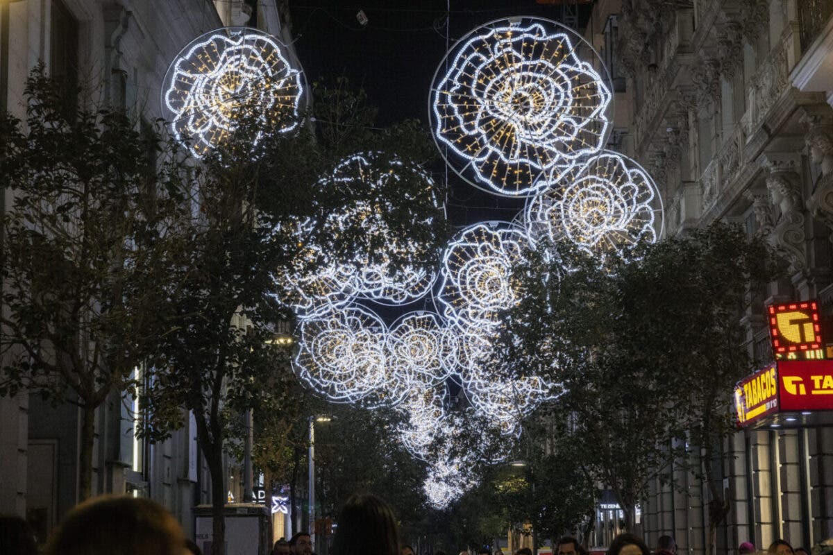 Los diseñadores Oteyza, Isabel Sanchís y Pablo Erroz se suman a la iluminación navideña de Madrid