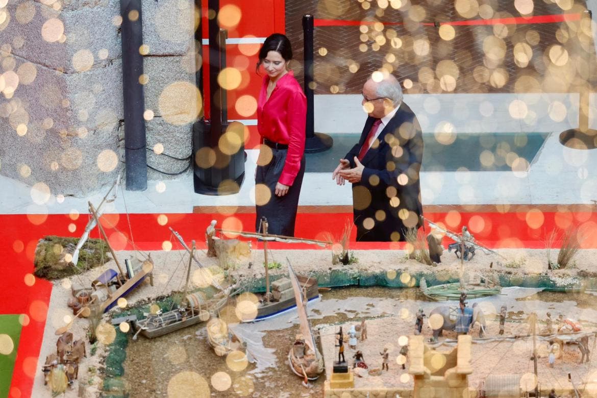 Inauguración del Belén en la Puerta del Sol con figuras y luces