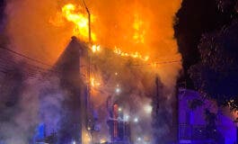 Arde una vivienda de tres plantas en Bustarviejo tras declararse un incendio en la chimenea