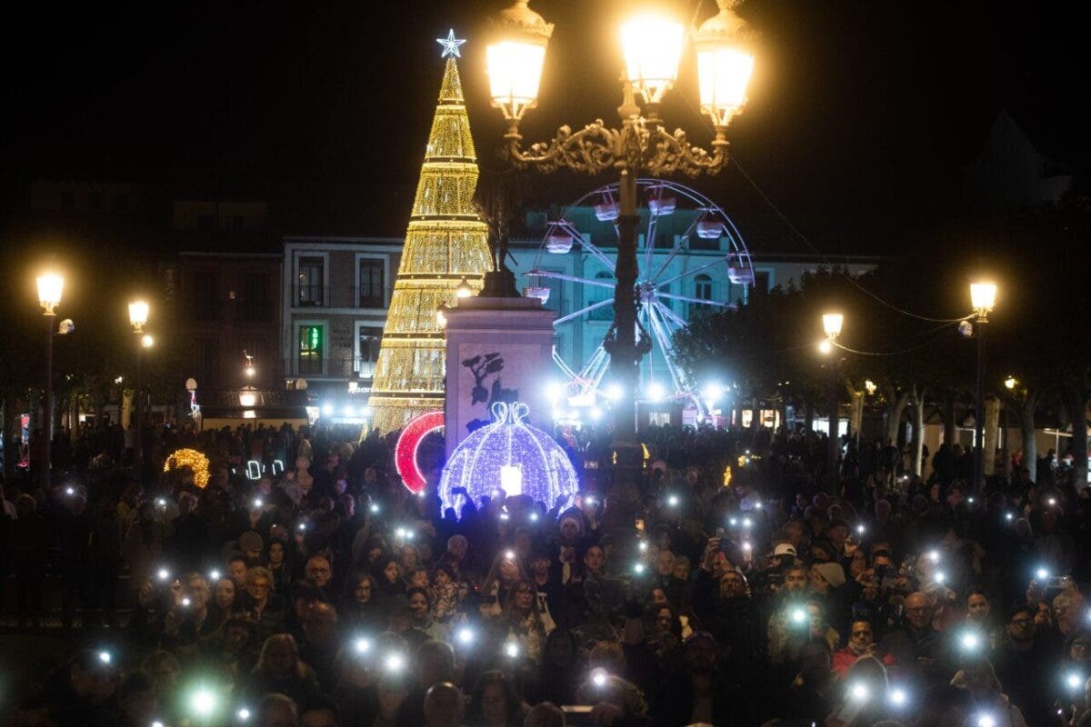 Alcalá de Henares encenderá la Navidad el 29 de noviembre con el concierto de Raya Real y una iluminación «alcalaína» propia para la calle Libreros